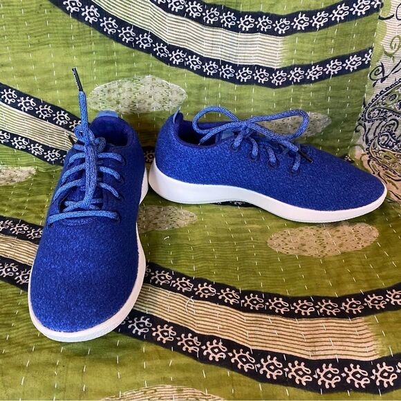 Allbirds Sam's Club Exclusive Wool Blue/ White Runners Size 8 - Picture 2 of 13